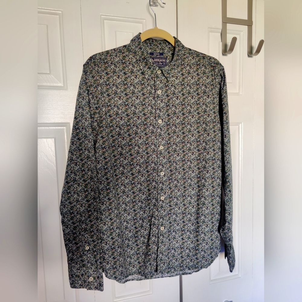 American Rag Floral Button Up Shirt Medium